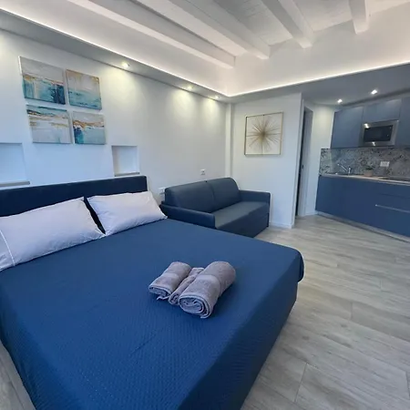 Rebecca Apartments - Francesca Central Sea View Anzio *