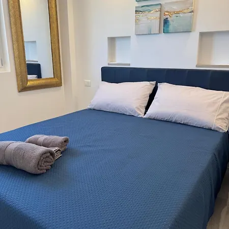 Rebecca Apartments - Francesca Central Sea View Anzio