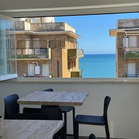 Apartment Rebecca Apartments - Francesca Central Sea View Anzio Anzio