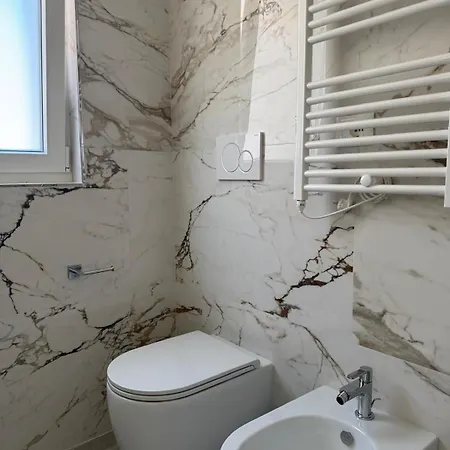 Rebecca Apartments - Francesca Central Sea View Anzio *